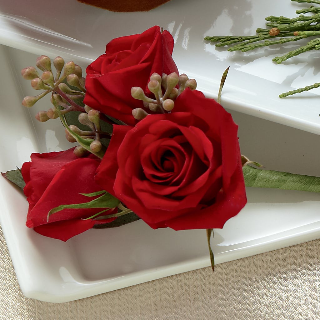 Red Spray Rose Boutonniere – MAY'S FLORAL, Nevada MO