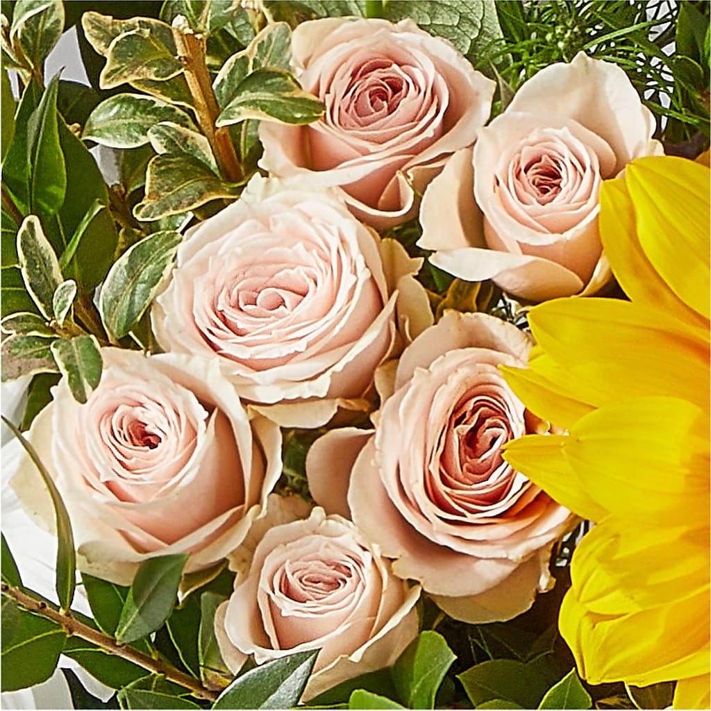 The Good Life Bouquet – MAY'S FLORAL, Nevada MO