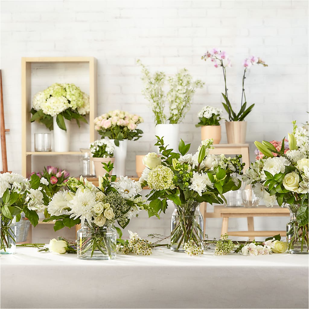 Classic Ivory – A Florist Original – MAY'S FLORAL, Nevada MO